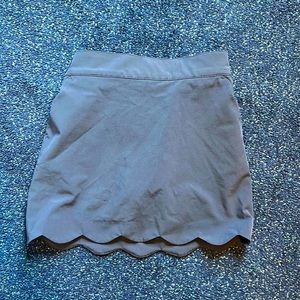 Girls Vineyard Vine scallop hem skort, size XS